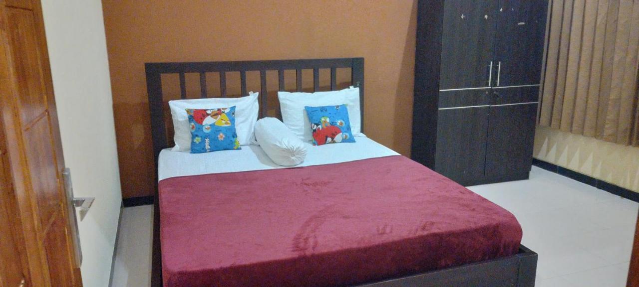 999 Khs 2 Homestay Gilimanuk Eksteriør billede